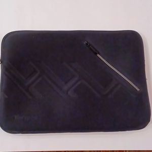 Targus laptop case